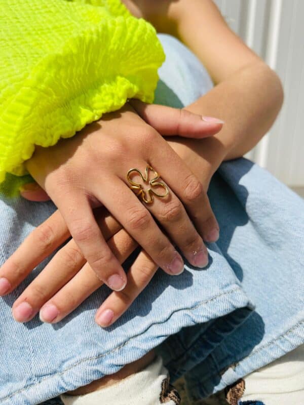 RING - Flower Small