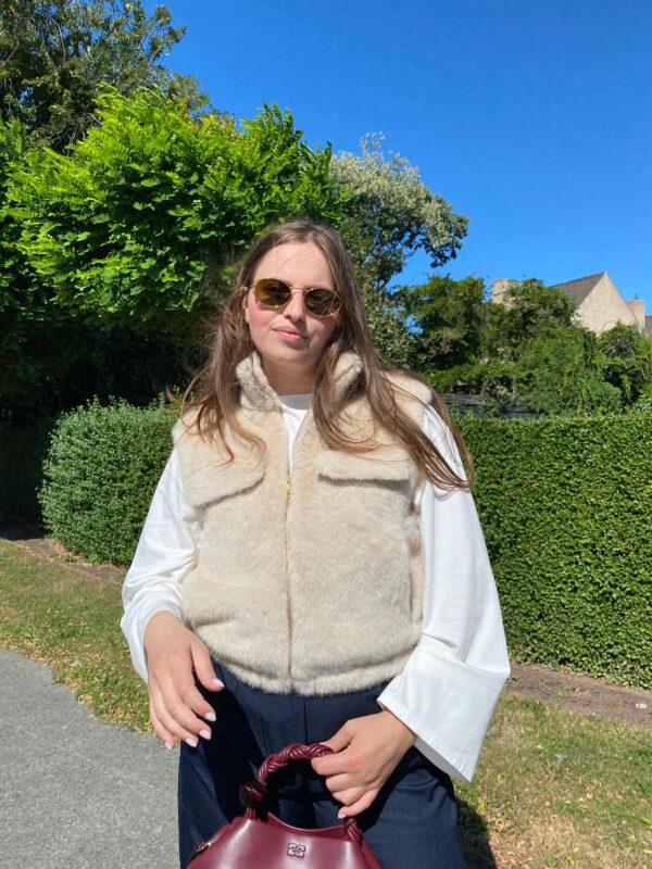 REY - Faux Fur Bodywarmer Beige