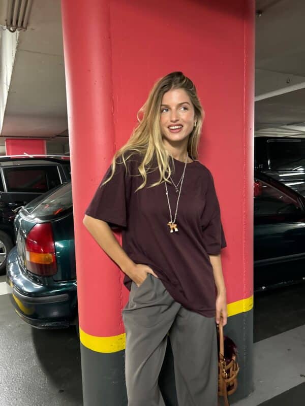 EVE  - T-shirt Bordeaux - Image 2