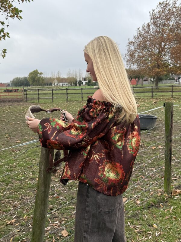 Flower blouse one size