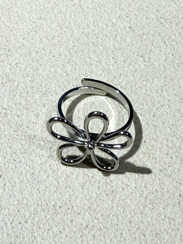 RING - silver flower