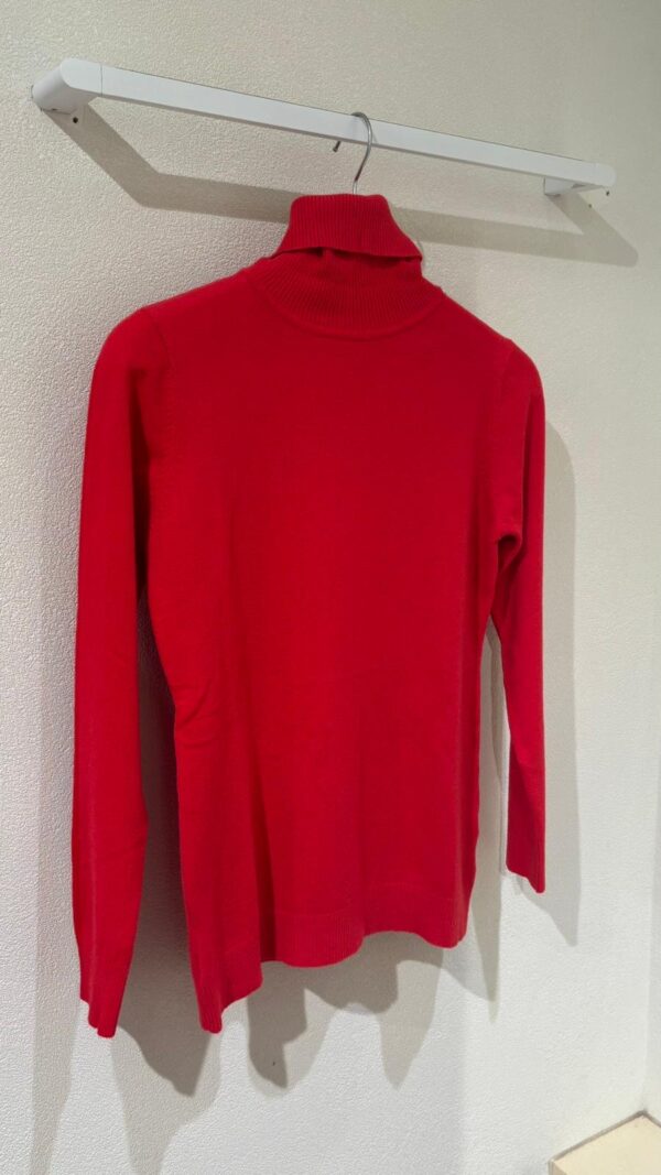 Soft - Turtleneck red