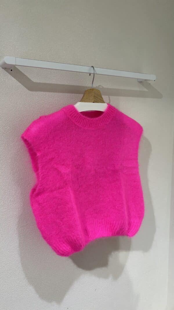 SLEEVELESS KNIT TOP - TU