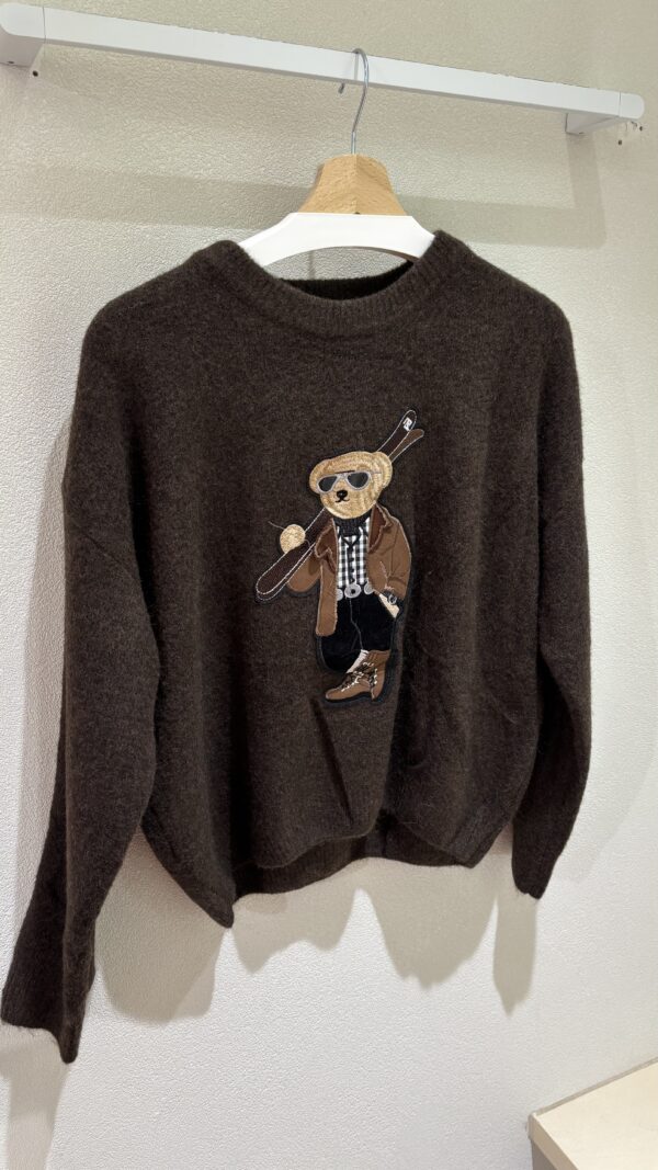 BEAR KNIT SWEATER - ONE SIZE