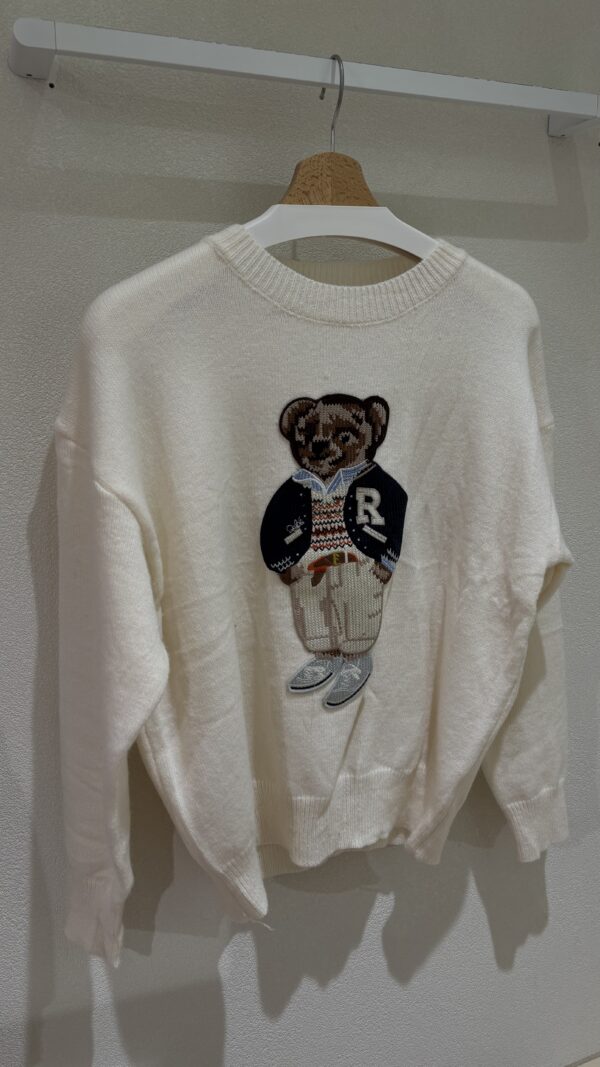 BEAR KNIT SWEATER - ONE SIZE