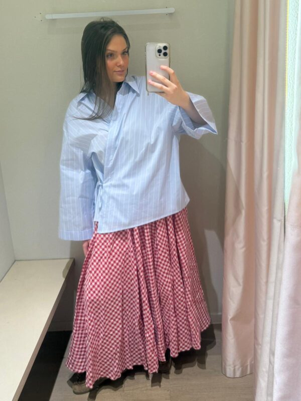 ESSENTIAL CROSSOVER BLOUSE -ONE SIZE