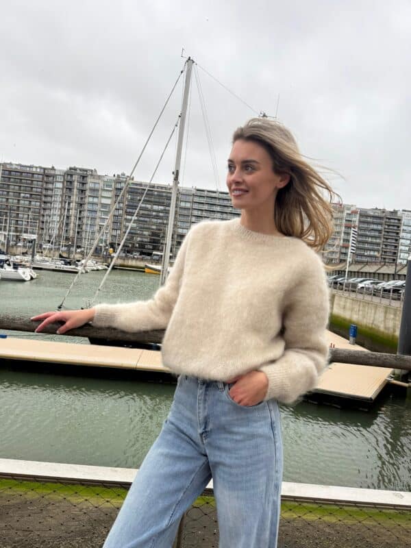 HARBOUR BEIGE MOHAIR KNIT - ONE SIZE