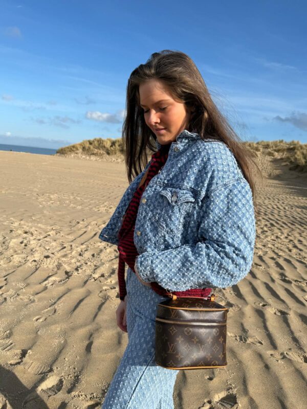 SEASIDE BLUE JACKET - LARGE