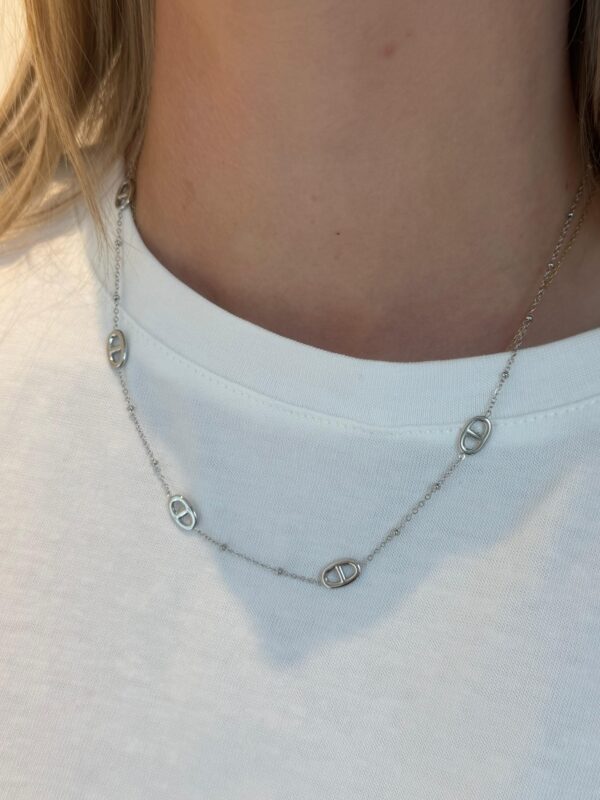 NECKLACE SILVER