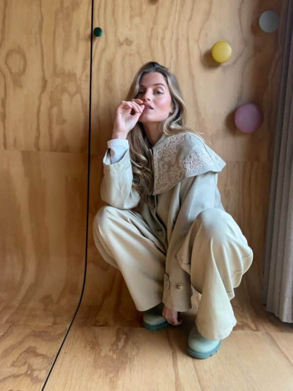 LACE HAVEN COAT - M/L