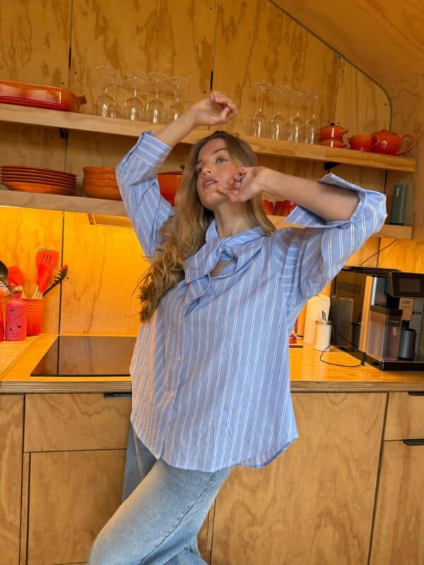 BLUE POPLIN BLOUSE - ONE SIZE