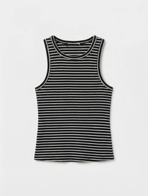 MUSTHAVE TOP - ONE SIZE