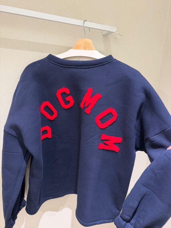 BLUE KNIT RED LETTERS DOGMOM - ONE SIZE