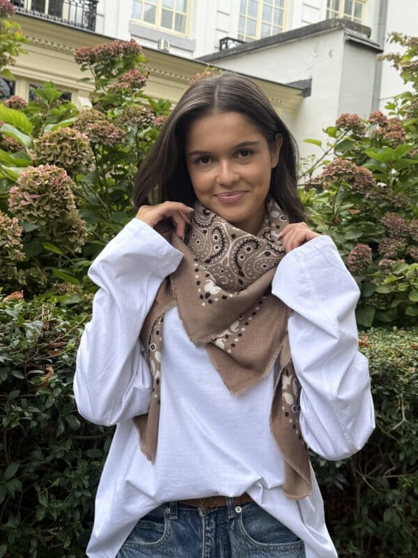 KUJT SCARF LIGHT BROWN