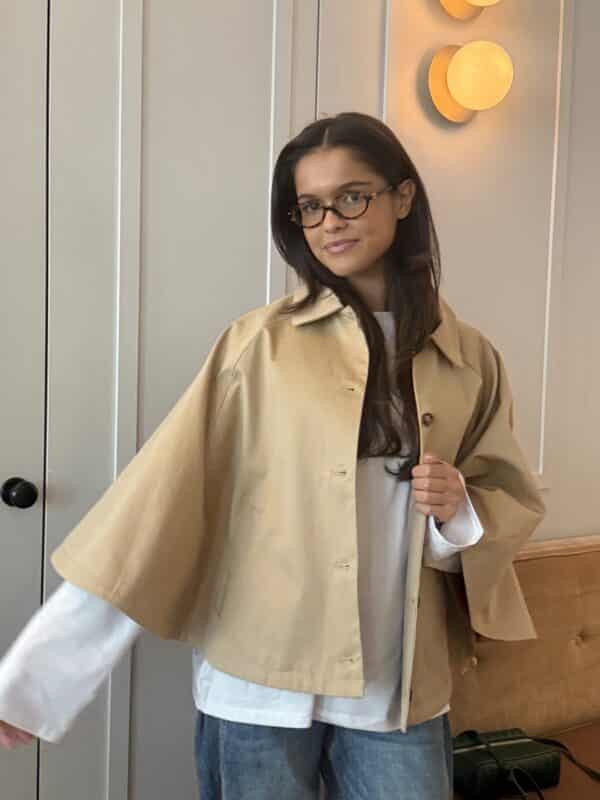 COLIE CAPE - BEIGE - M/L