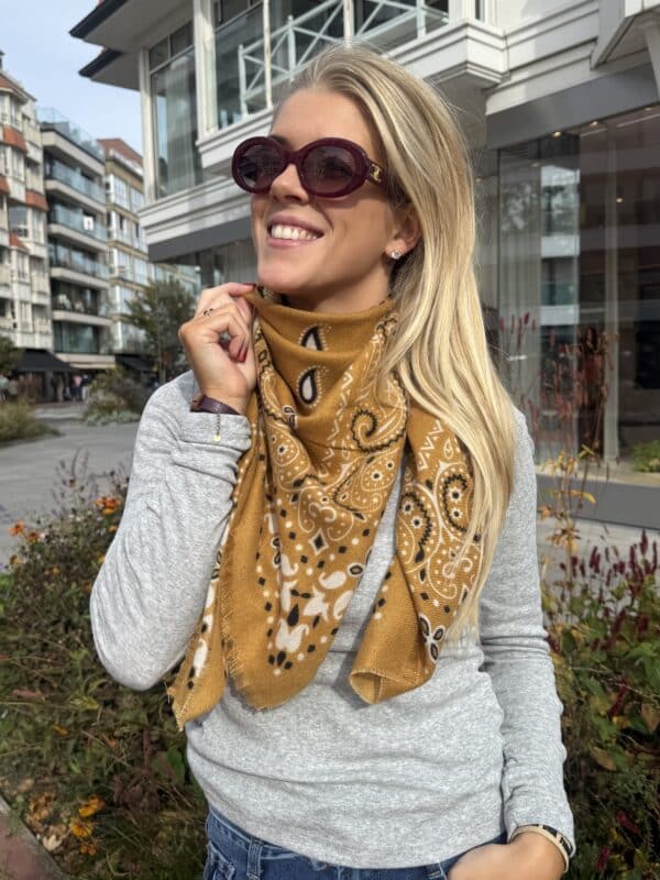 KUJT SCARF  OKER