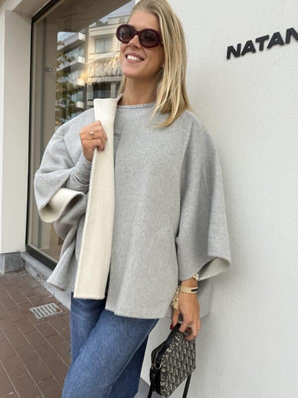 CLÉ CAPE ONE SIZE REVERSIBLE  GREY BEIGE