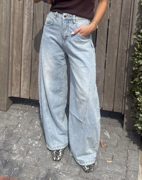 LOREA JEANS BLUE MAAT 38