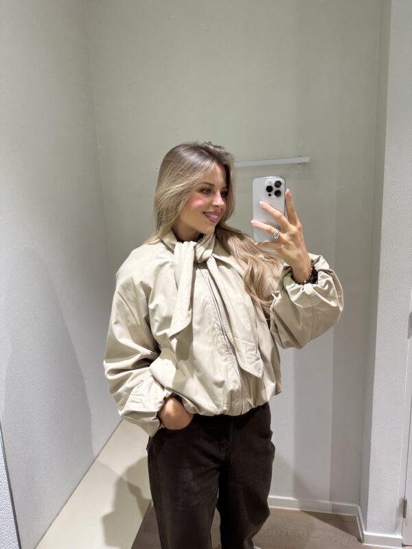 LOTTE JACKET BEIGE - SMALL/MEDIUM